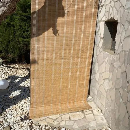 Villa Orester بيت للعطل مونتيروني دي ليتشي
